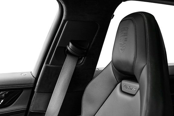 Porsche Panamera 28 of 30
