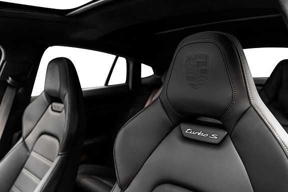 Porsche Panamera 26 of 30