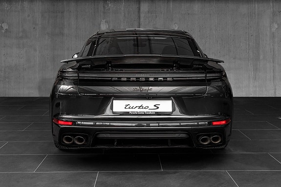 Porsche Panamera 6 of 30