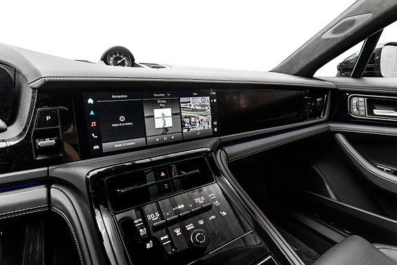 Porsche Panamera 14 of 30