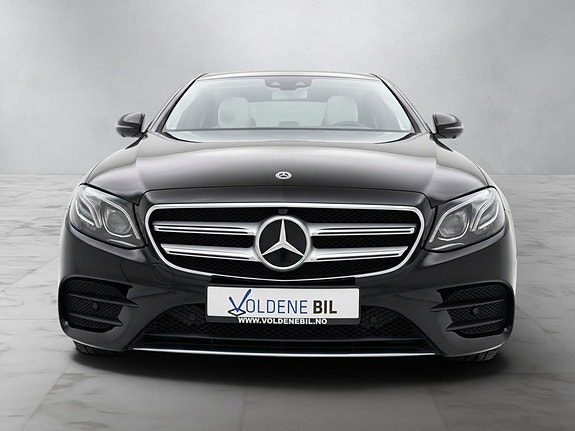Mercedes-Benz E350 e 3 of 5