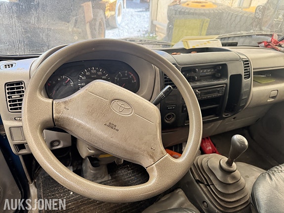 Toyota Dyna 20 of 30