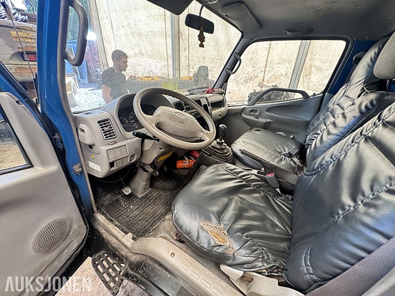 Toyota Dyna 3 of 30