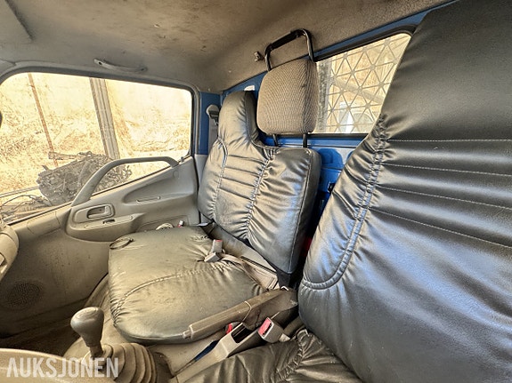 Toyota Dyna 24 of 30