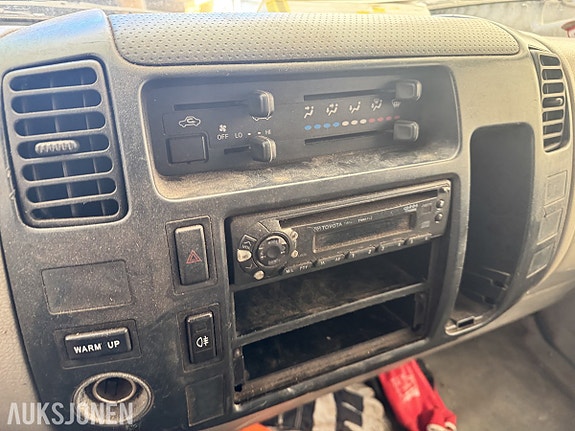 Toyota Dyna 22 of 30