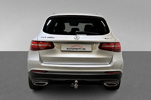 Mercedes-Benz GLC350 e 6 of 30