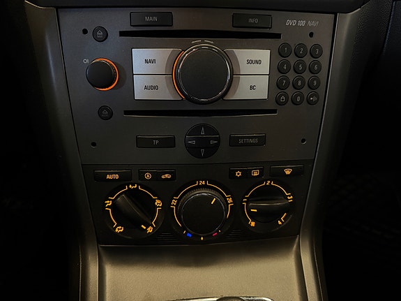 Opel Antara 25 of 30