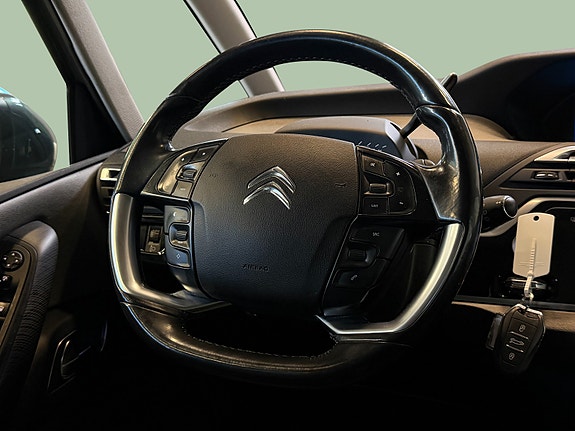 Citroen C4 Picasso 21 of 30