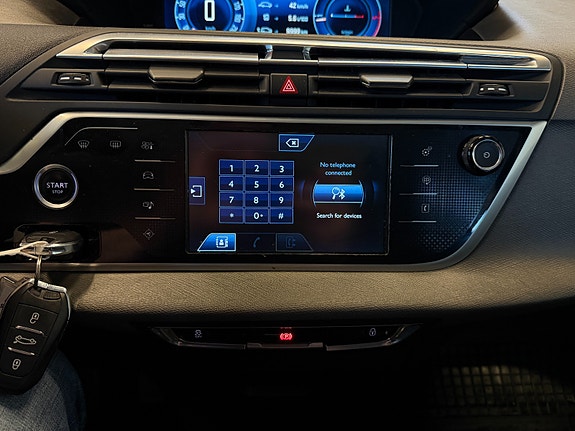Citroen C4 Picasso 26 of 30