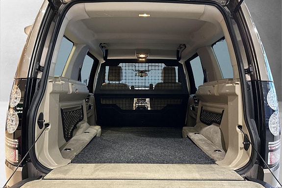Land Rover Discovery 19 of 24