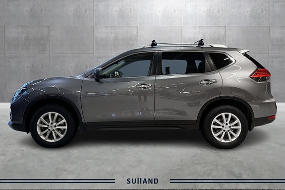 Nissan X-Trail 2 of 5