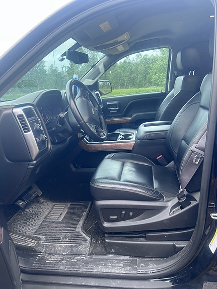 Chevrolet Silverado 1500 8 of 16