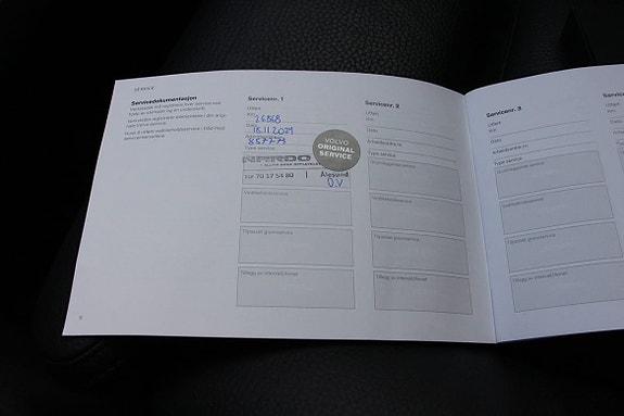 Volvo XC60 30 of 30