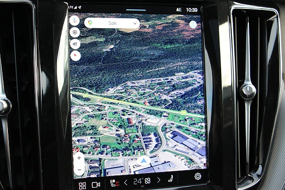 Volvo XC60 22 of 30