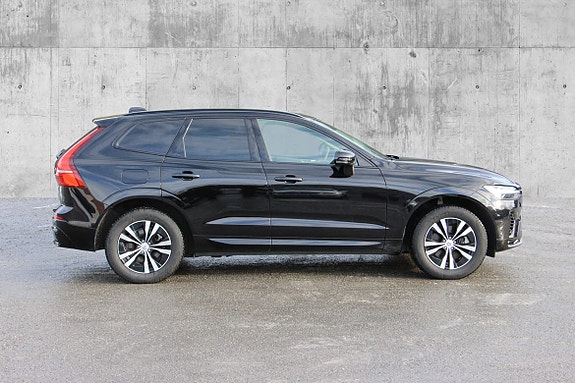 Volvo XC60 8 of 30