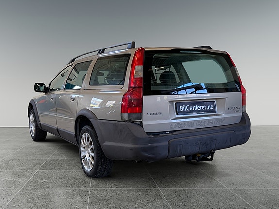 Volvo XC70 3 of 7