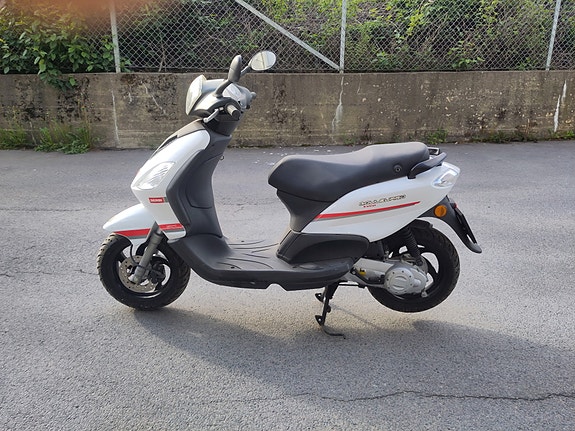 Derbi Boulevard 50 9 of 9