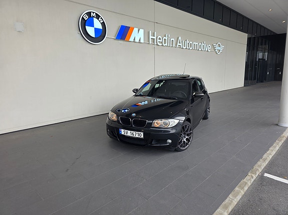 BMW 118d 3 of 5