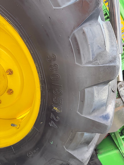 John Deere 1640 28 of 30