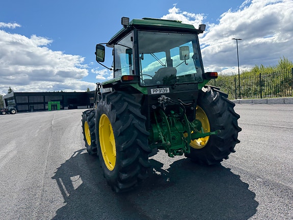 John Deere 1640 11 of 30