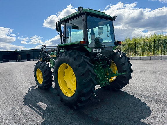 John Deere 1640 10 of 30