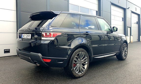 Land Rover Range Rover 2 of 5