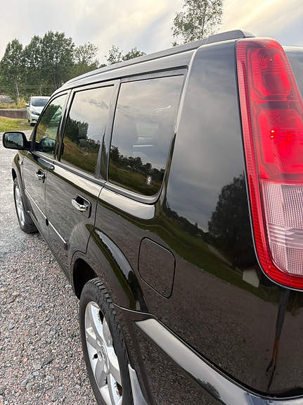 Nissan X-Trail 5 of 5