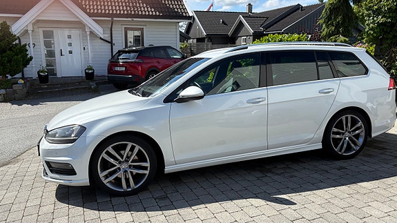Volkswagen Golf VII 4 of 30