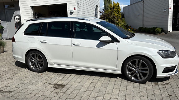 Volkswagen Golf VII 5 of 30