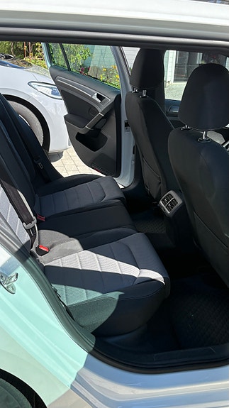 Volkswagen Golf VII 10 of 30