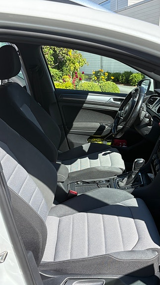 Volkswagen Golf VII 11 of 30