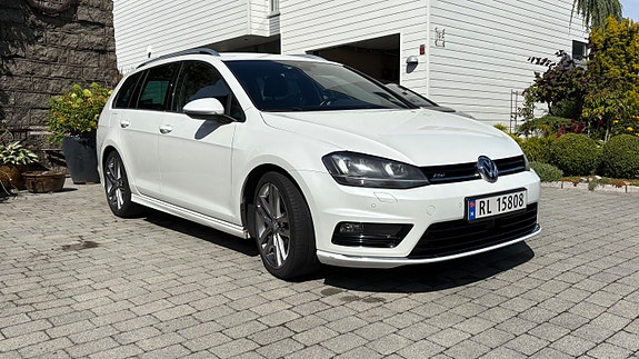 Volkswagen Golf VII 3 of 30