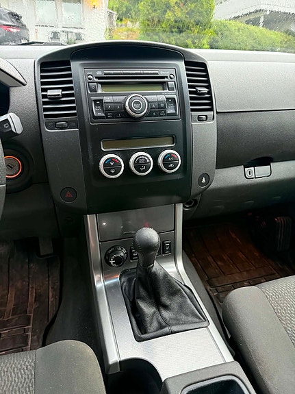 Nissan Pathfinder 11 of 16