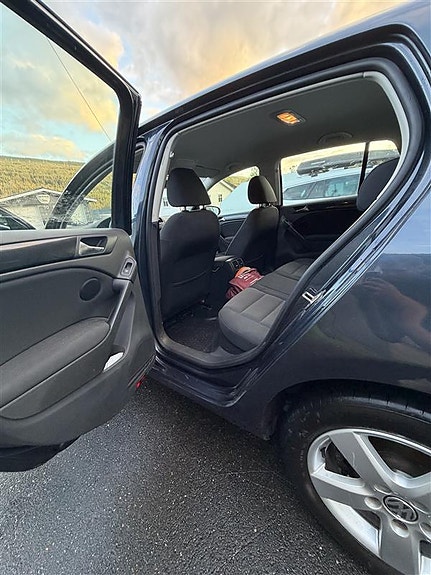 Volkswagen Golf VI 4 of 19
