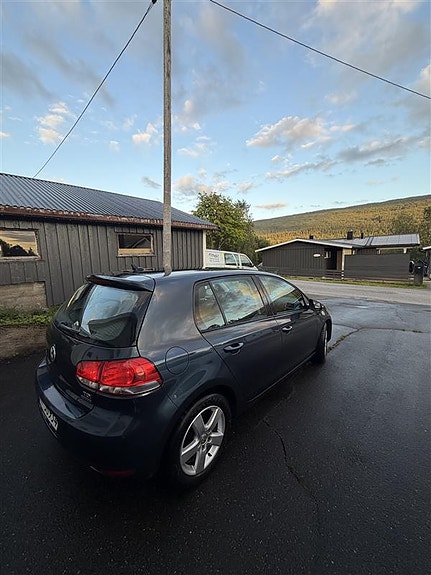 Volkswagen Golf VI 18 of 19