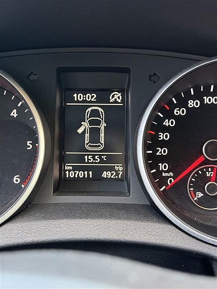 Volkswagen Golf VI 2 of 19