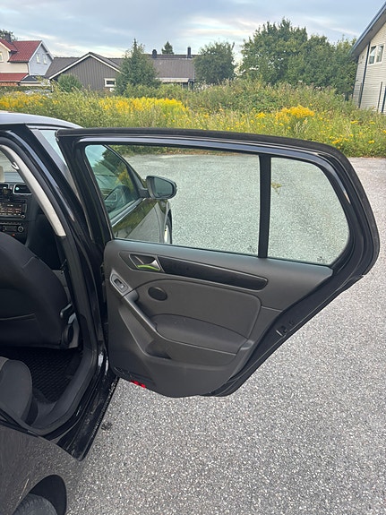 Volkswagen Golf VI 28 of 30