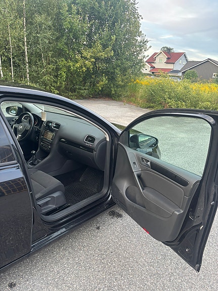 Volkswagen Golf VI 24 of 30