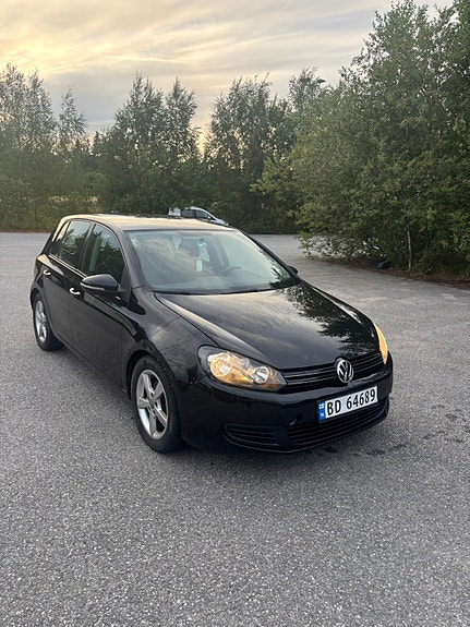 Volkswagen Golf VI 9 of 30
