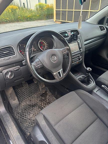 Volkswagen Golf VI 20 of 30