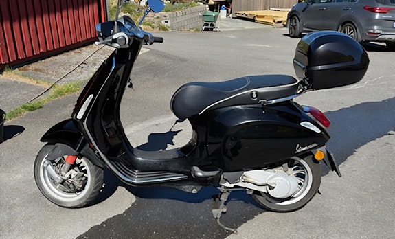 Vespa Sprint 50 3 of 3