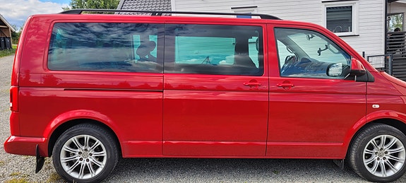 Volkswagen Caravelle 6 of 30