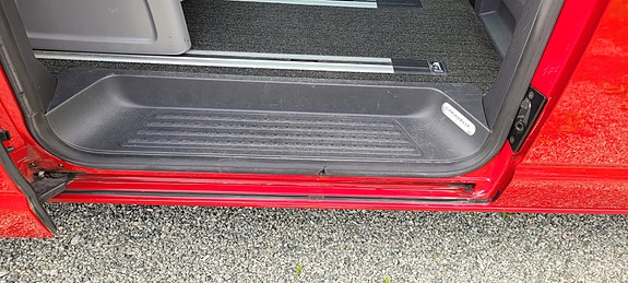 Volkswagen Caravelle 18 of 30