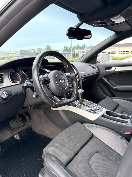 Audi A5 12 of 27