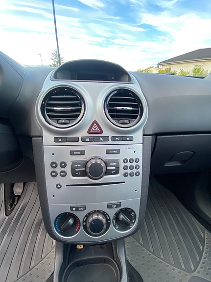 Opel Corsa 6 of 21