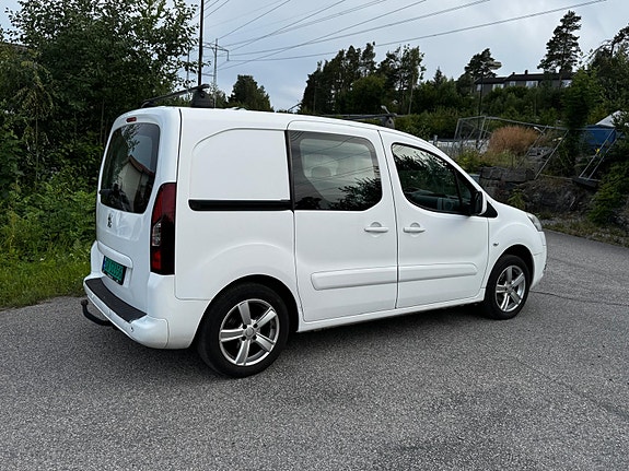 Peugeot Partner 28 of 30