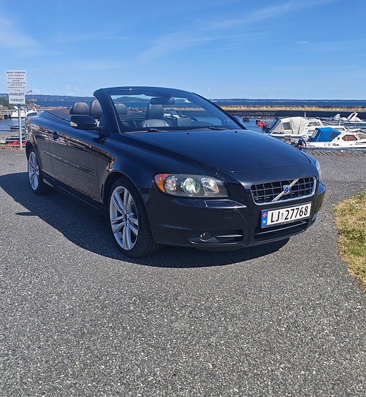 Volvo C70 9 of 30