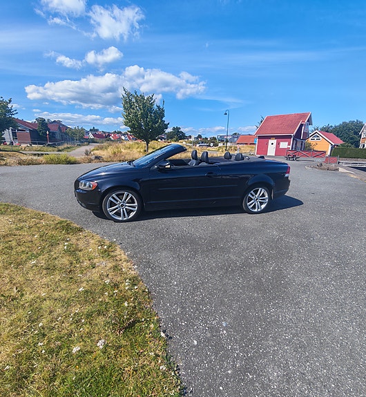 Volvo C70 6 of 30