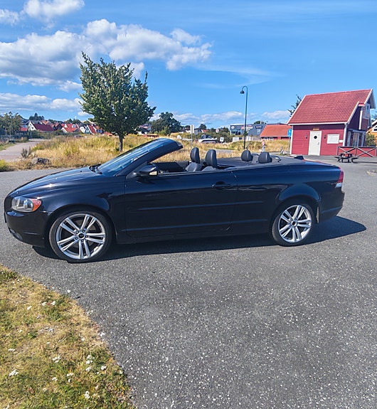 Volvo C70 12 of 30