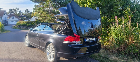 Volvo C70 17 of 30